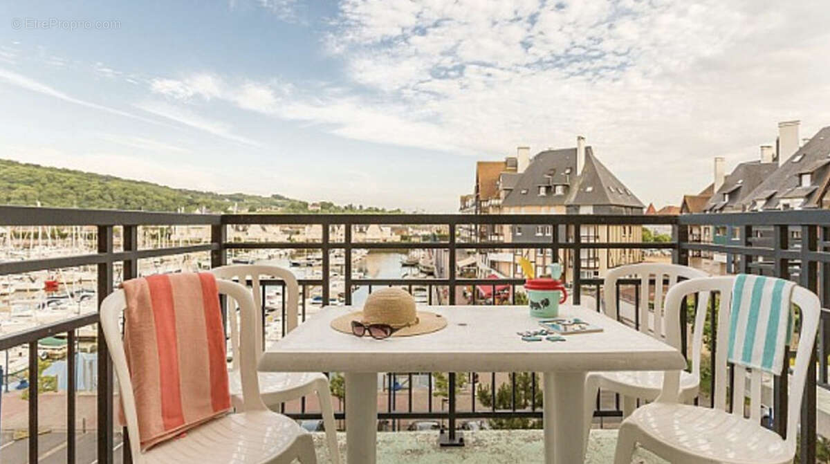 Appartement à DIVES-SUR-MER