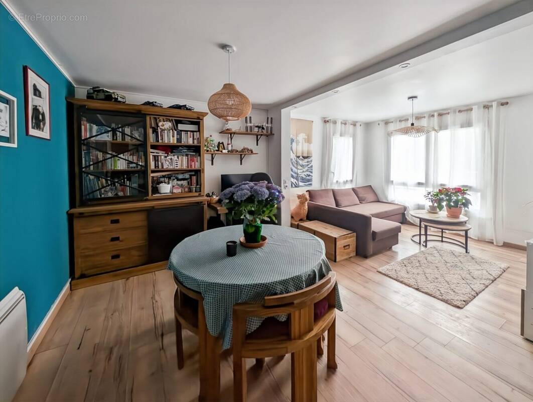 Appartement à MONTIGNY-LE-BRETONNEUX