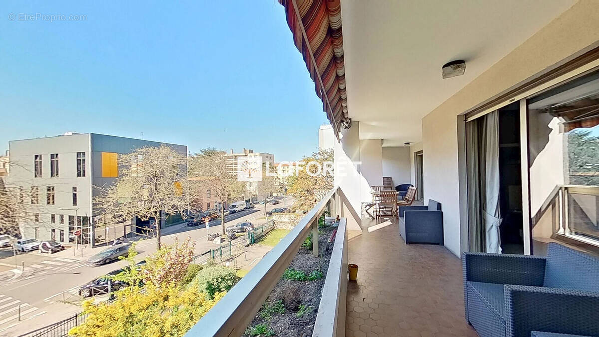 Appartement à LYON-3E