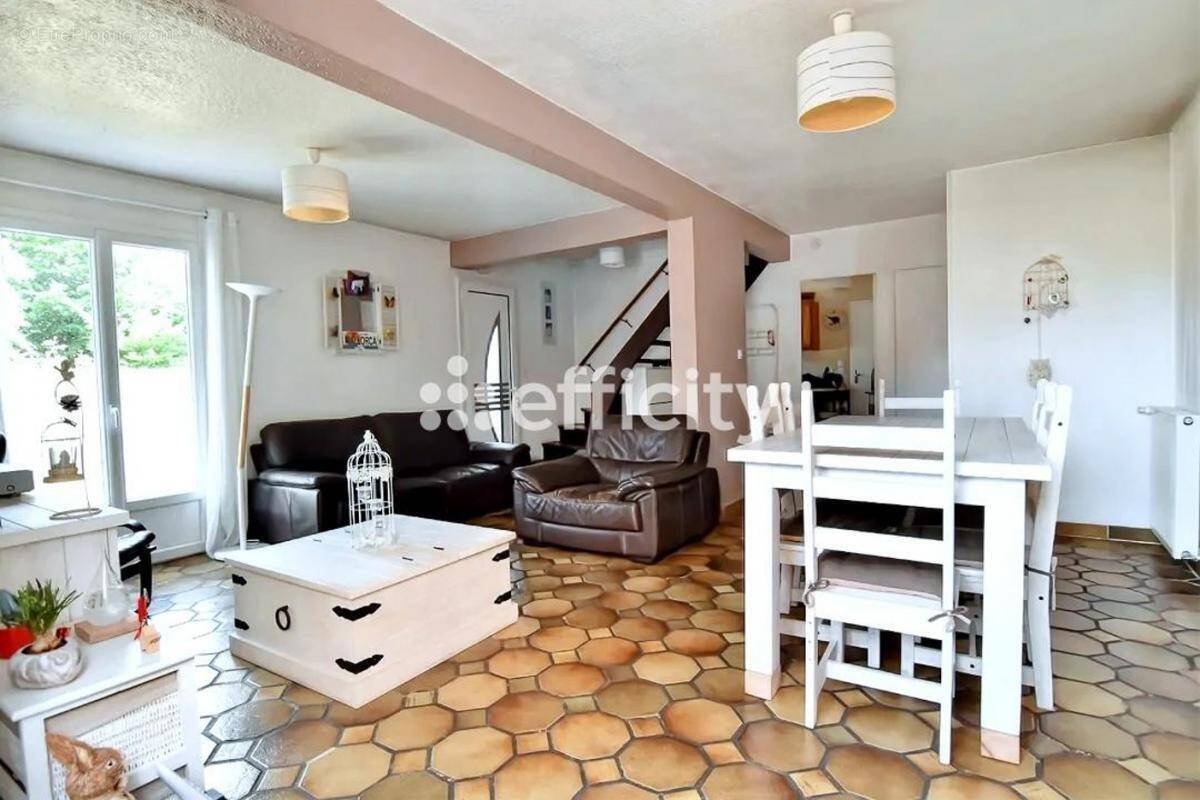 Maison à ROISSY-EN-BRIE
