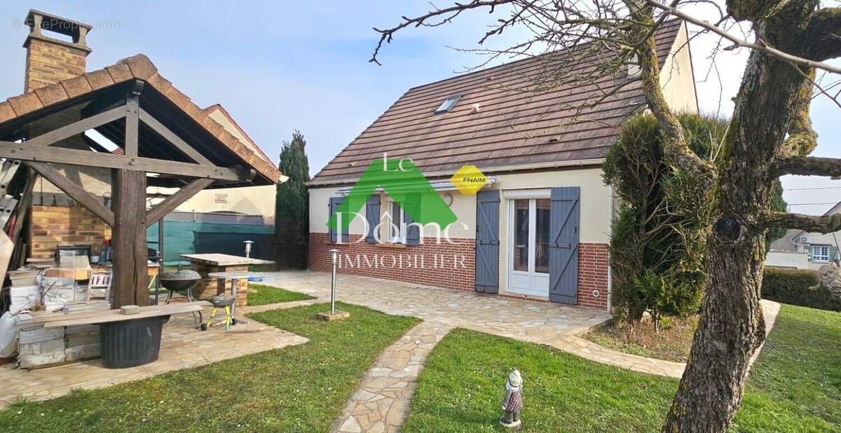 Maison à BORNEL