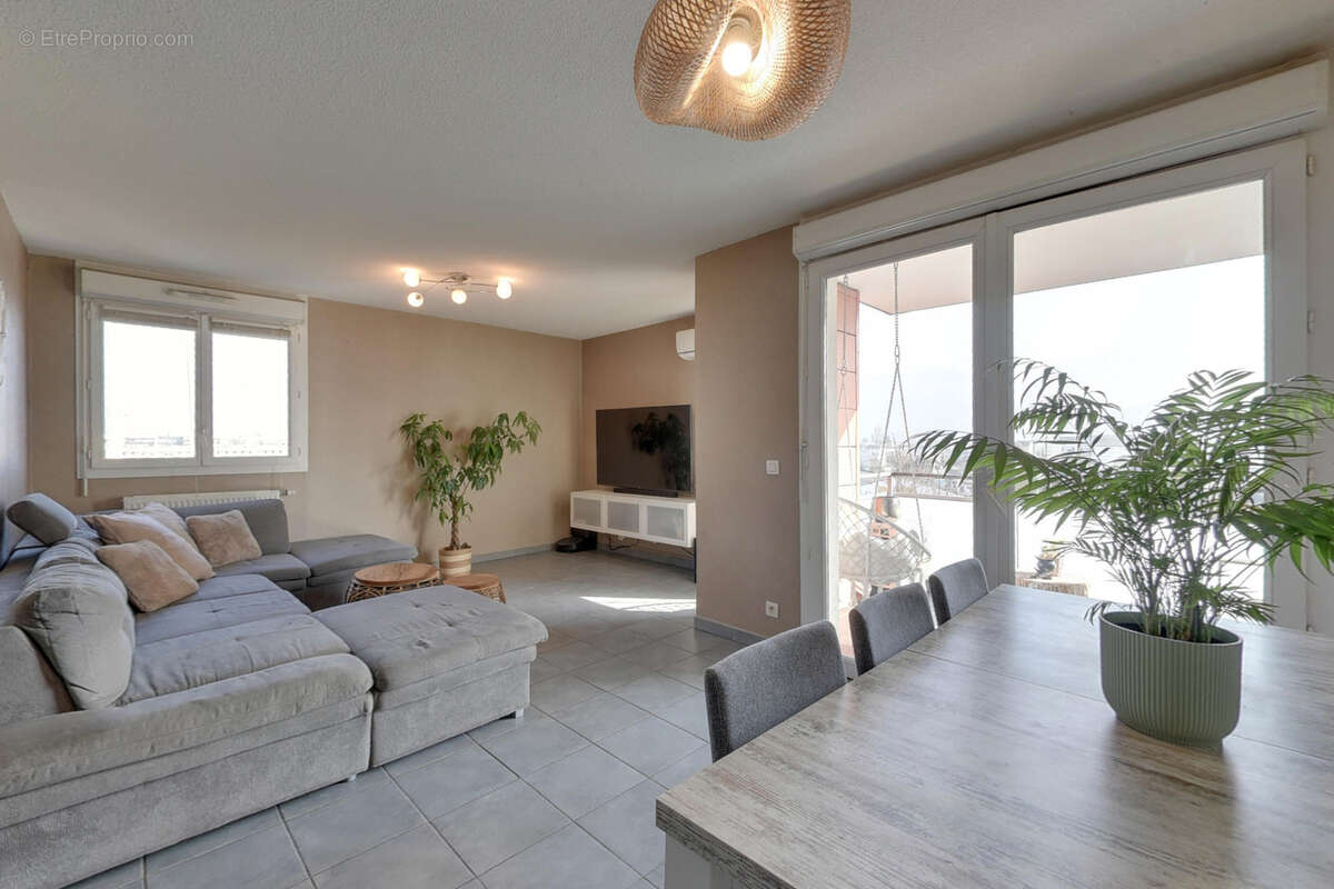 Appartement à ECHIROLLES