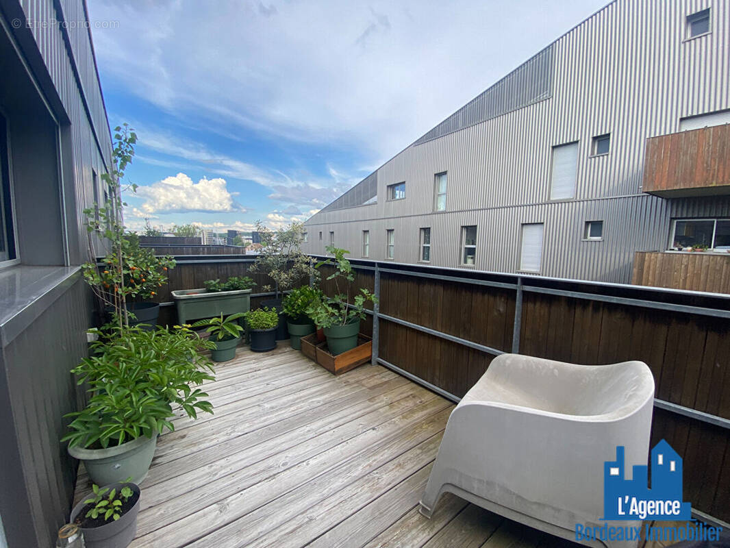 Appartement à BORDEAUX