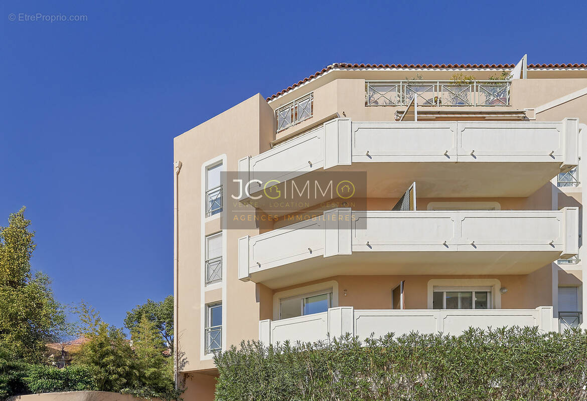 Appartement à HYERES