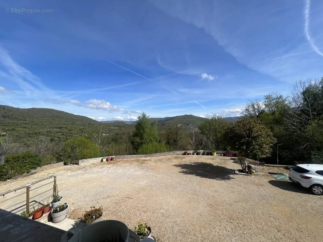Maison à DORTAN