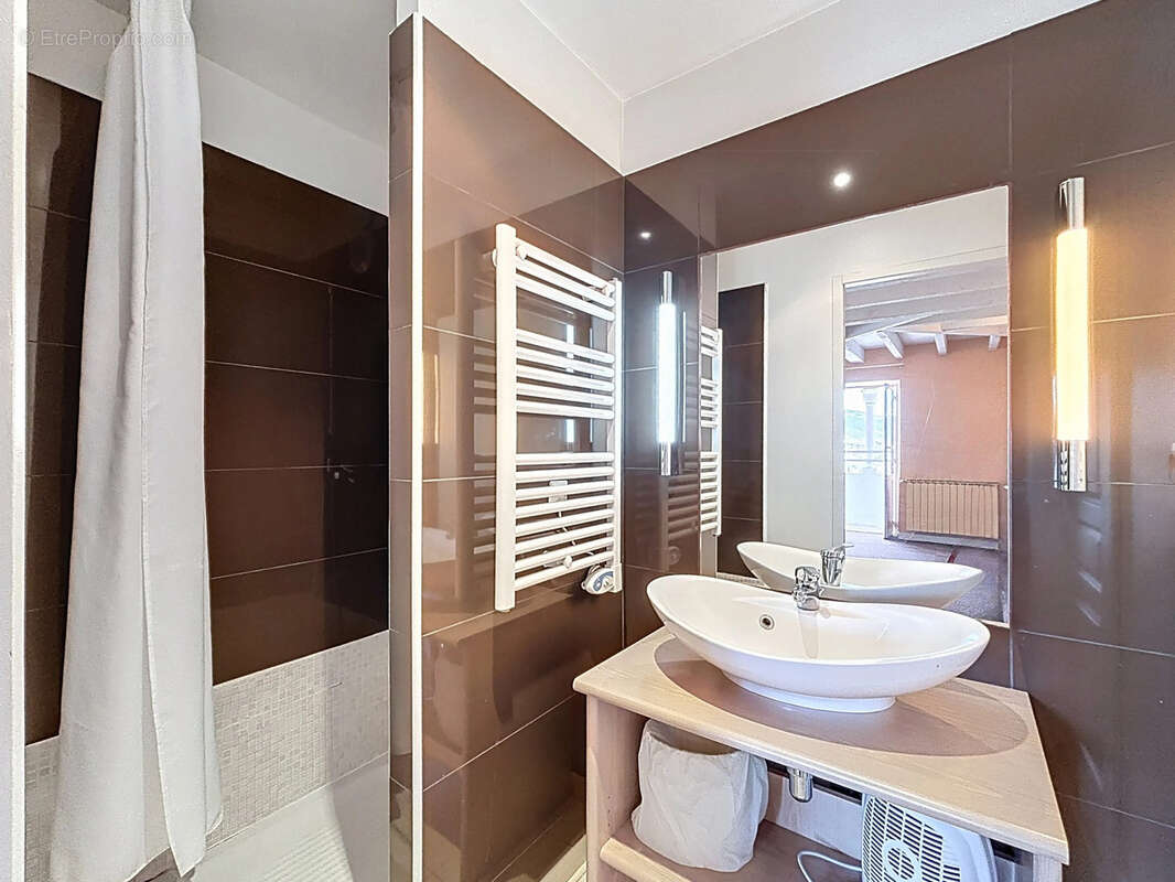 Appartement à JAUSIERS