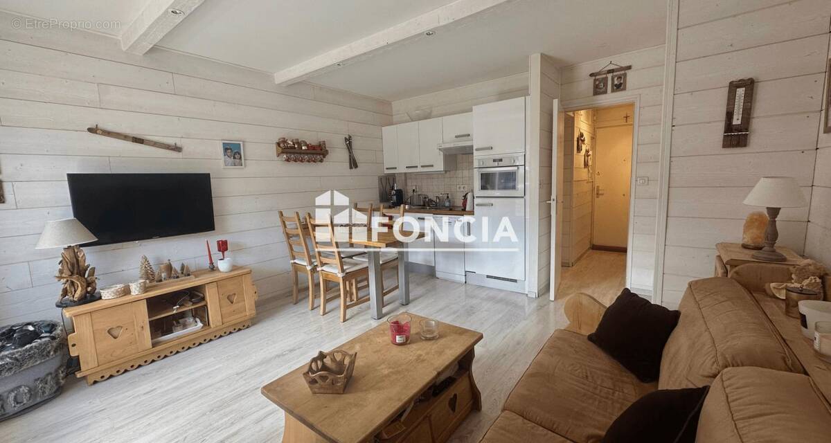 Appartement à SAINT-ETIENNE-DE-TINEE