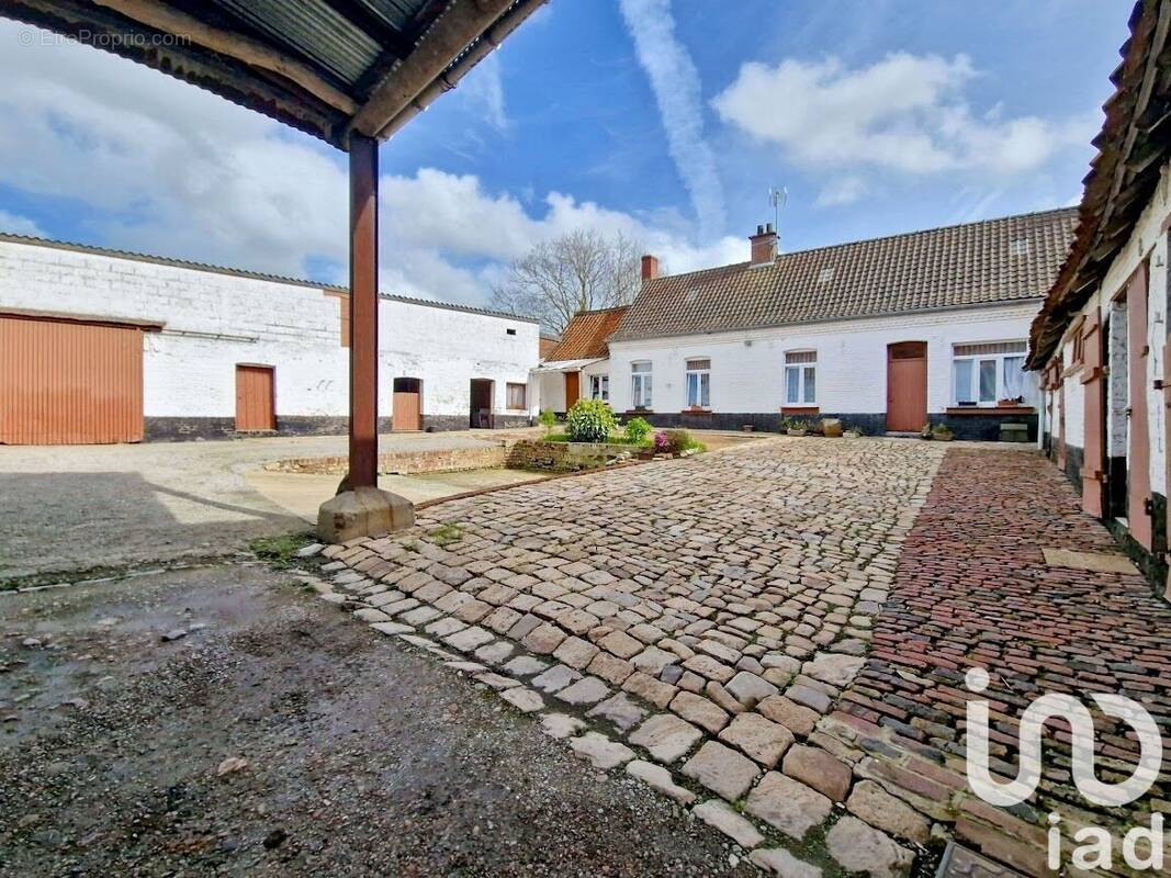 Photo 1 - Maison à AIRE-SUR-LA-LYS