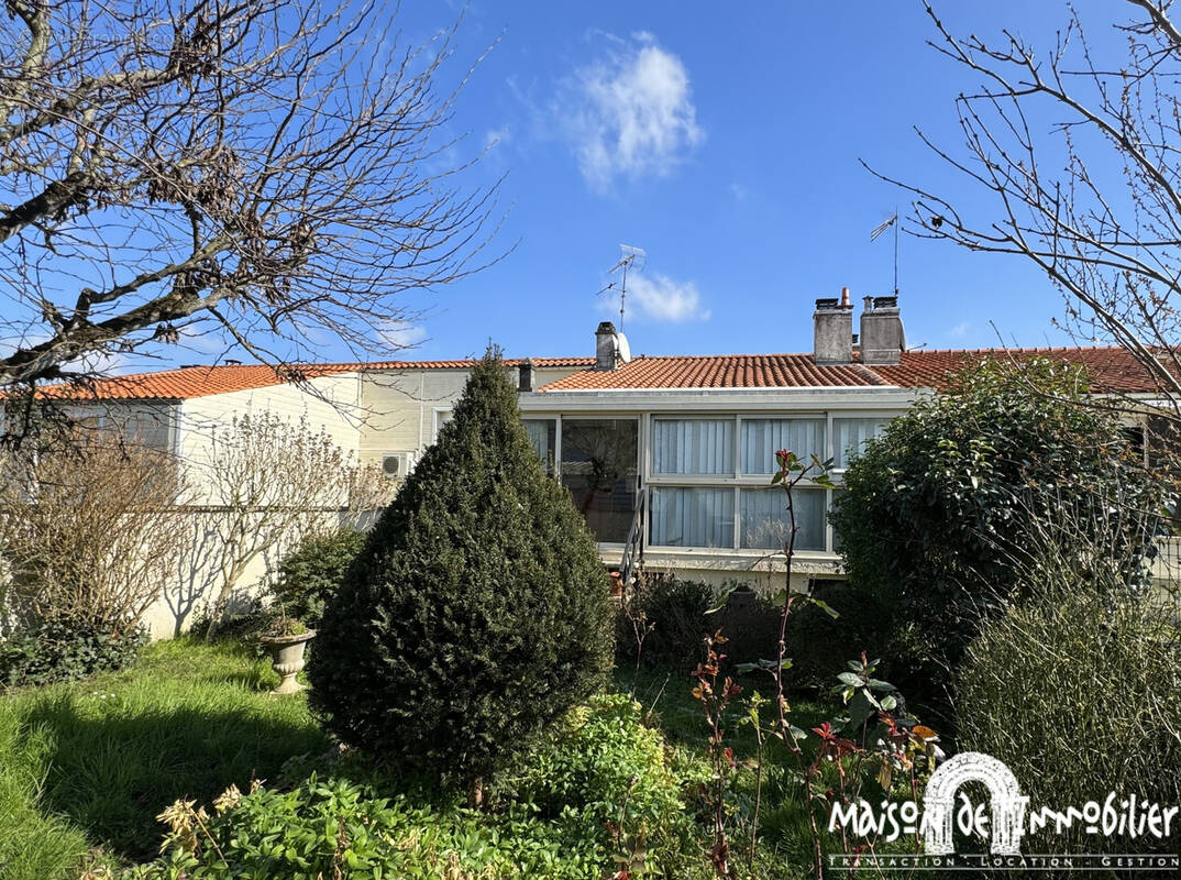 Maison à COGNAC