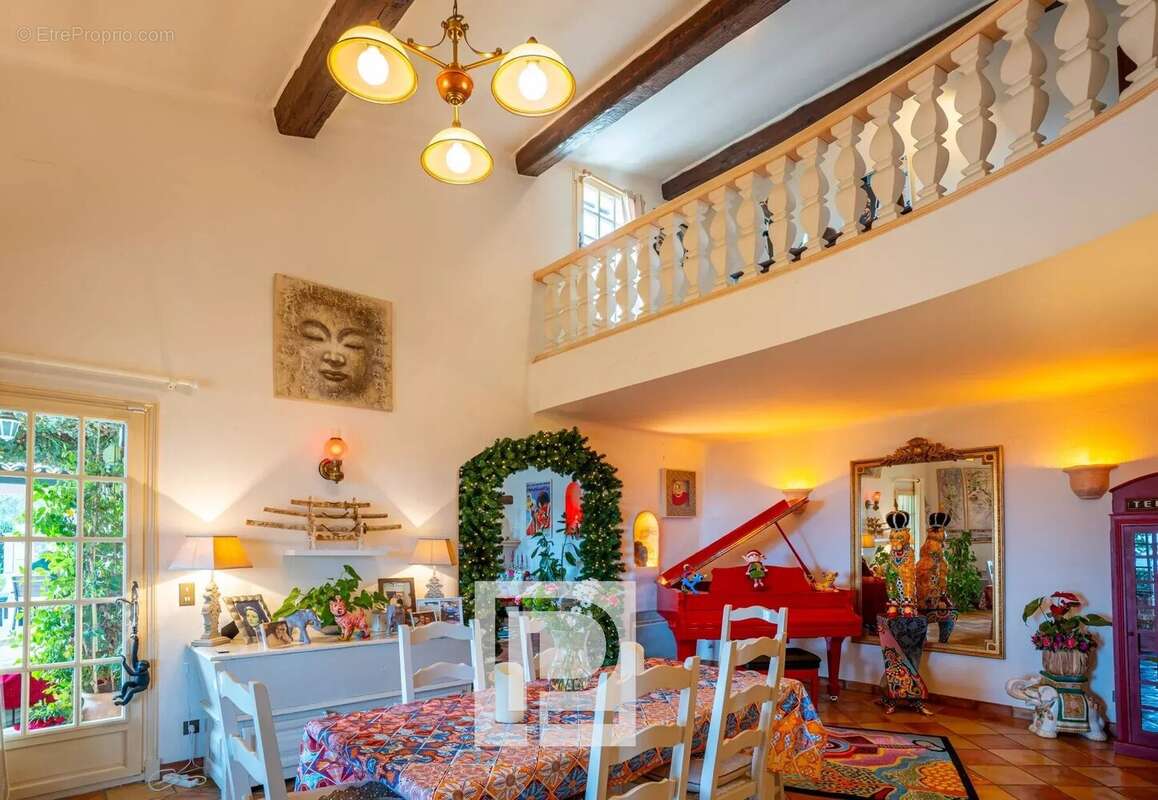 Maison à GRASSE