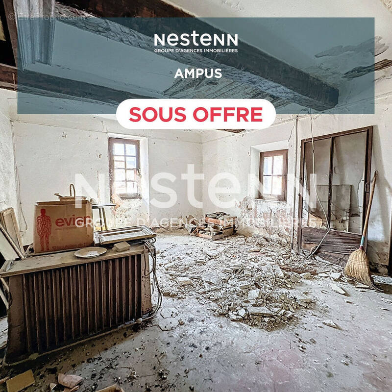 Maison à AMPUS