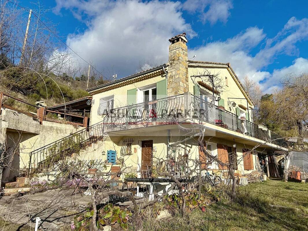 Maison à ASCROS