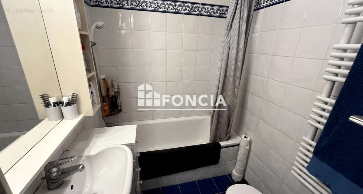 Appartement à HYERES