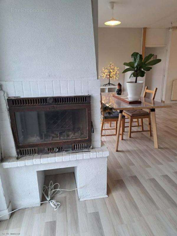 Maison à CIVRAY