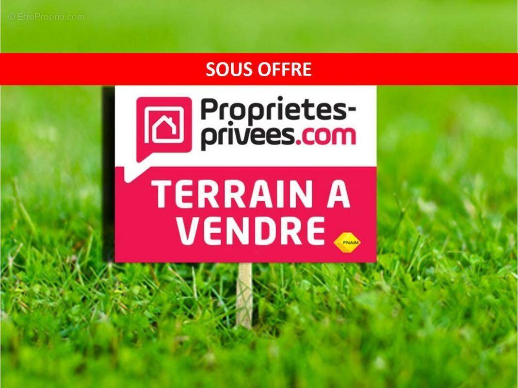 Terrain à SAINT-MARTIN-BOULOGNE