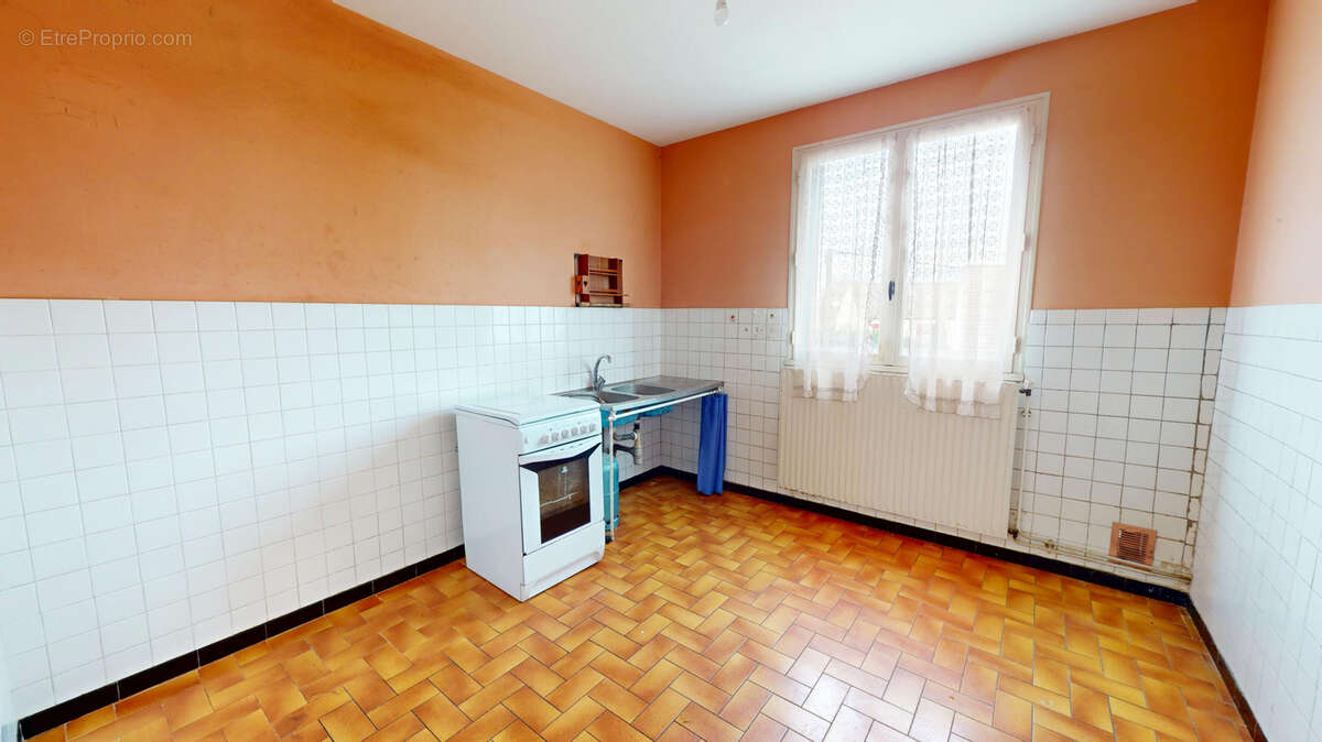 Maison à GENLIS