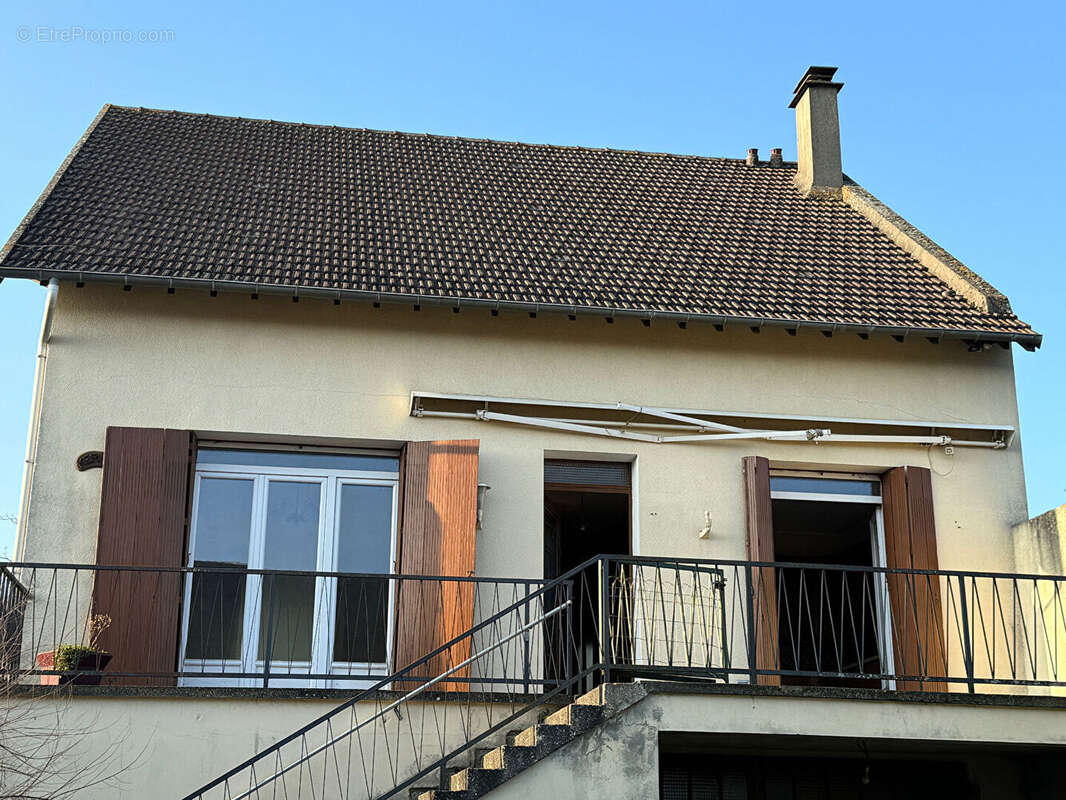 Maison à ENNERY