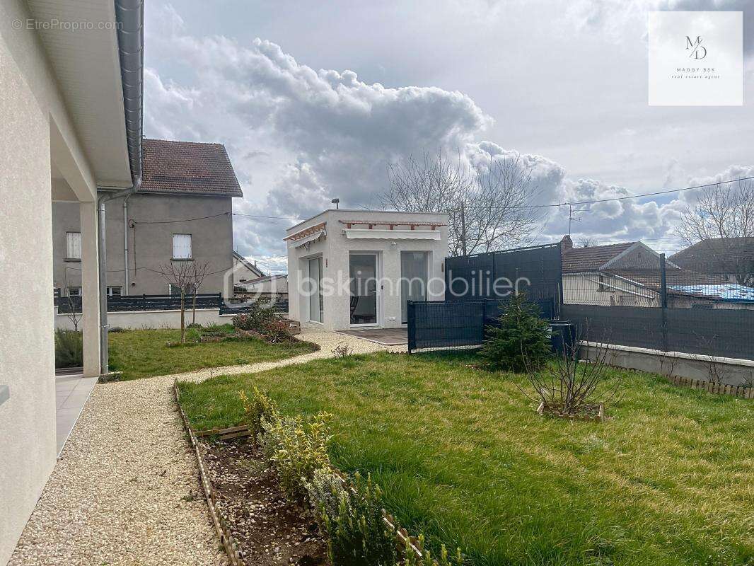 Maison à RIGNY