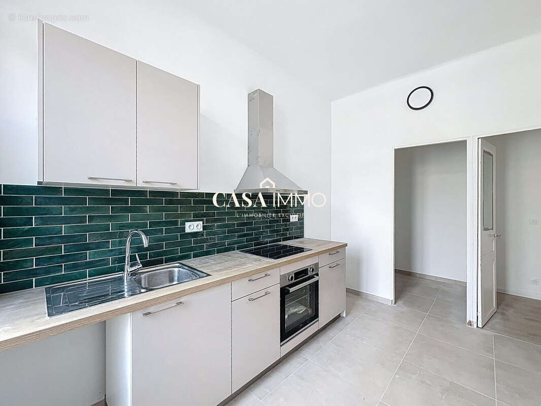 Appartement à HYERES