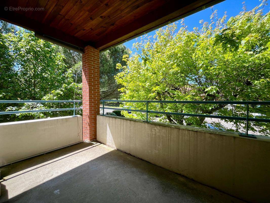Appartement à LAYRAC