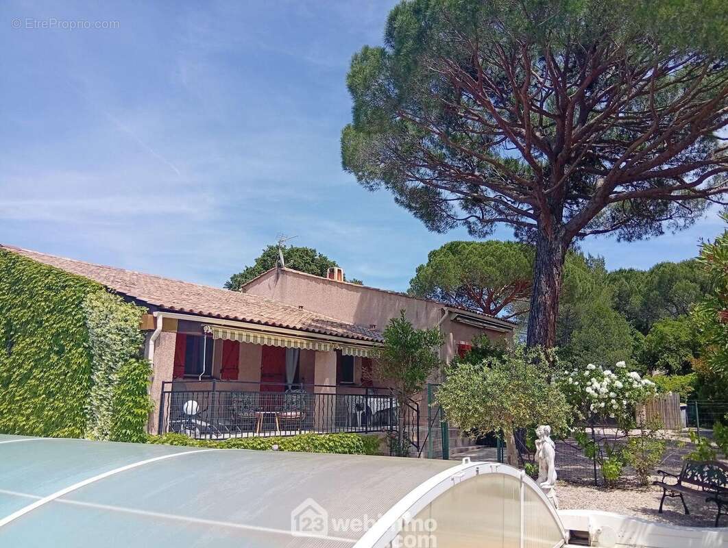 Maison à LE CANNET-DES-MAURES