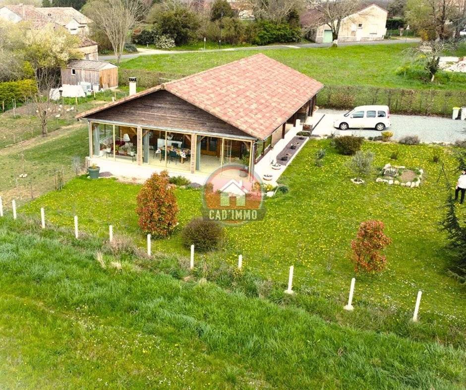 Maison à FLAUGEAC