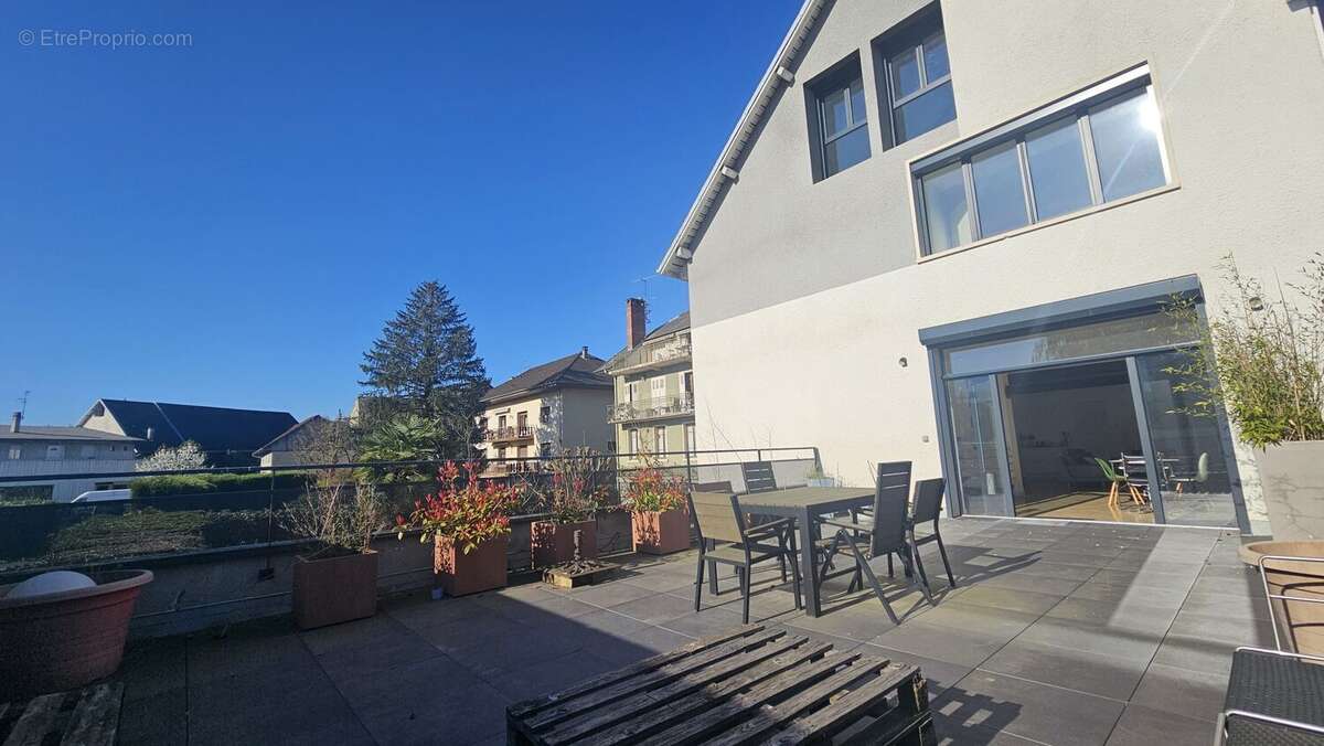 Appartement à ALBENS