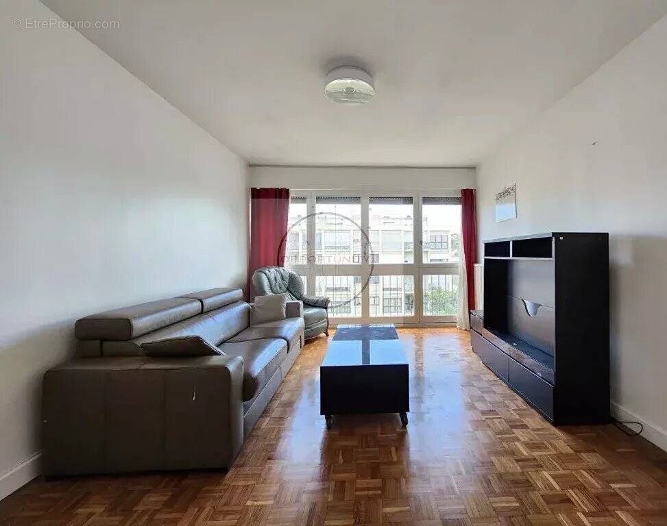 Appartement à FONTENAY-SOUS-BOIS