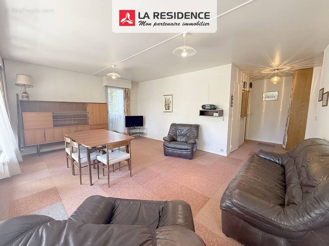 Appartement à VELIZY-VILLACOUBLAY
