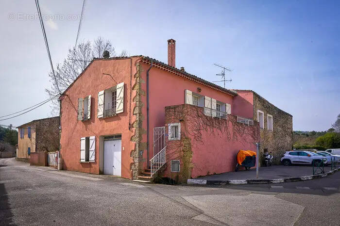 Photo 1 - Maison à SAINTE-ANASTASIE-SUR-ISSOLE