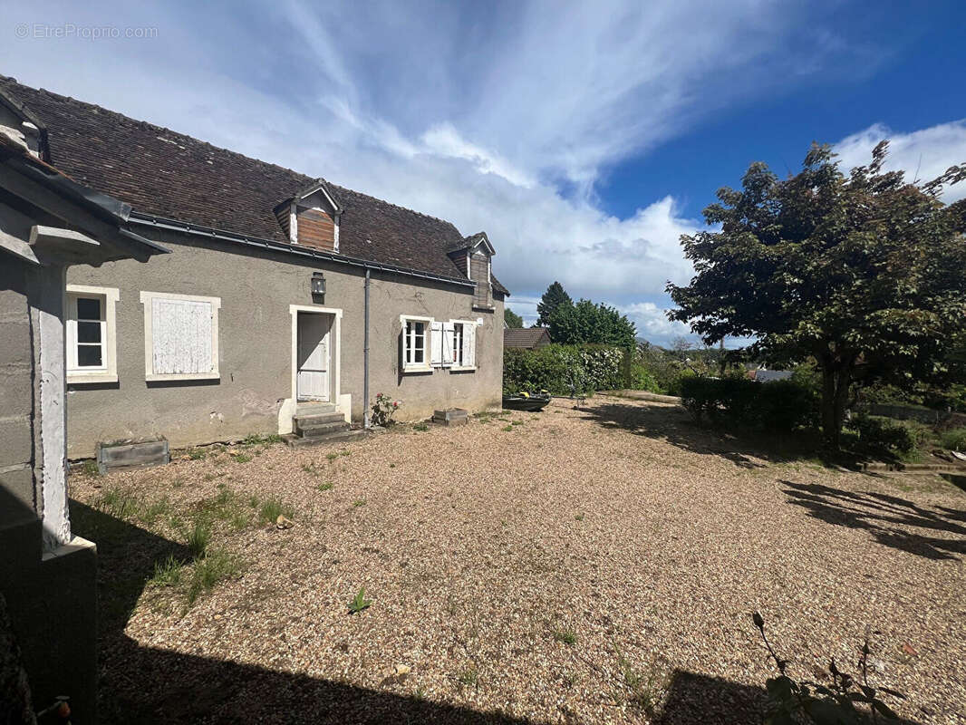 Maison à NOIZAY