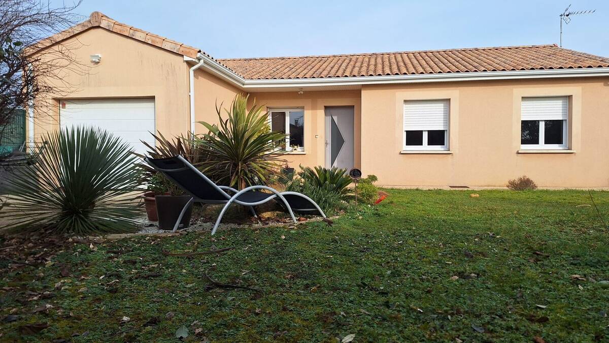 Maison à VOUNEUIL-SOUS-BIARD