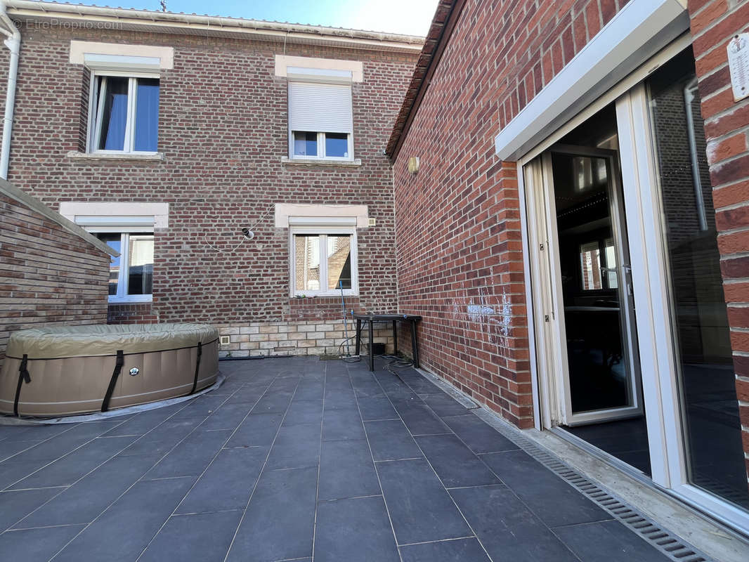 Maison à COURCELLES-LES-LENS