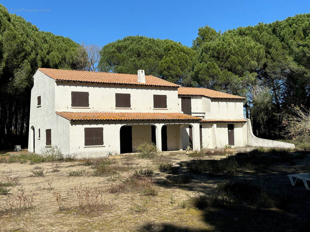 Maison à AIGUES-MORTES