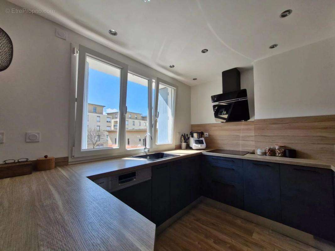 Appartement à AIX-LES-BAINS