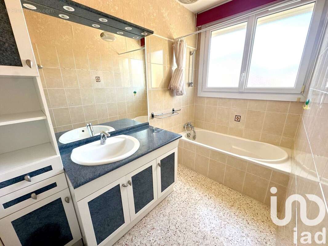 Photo 7 - Appartement à PUGET-SUR-ARGENS