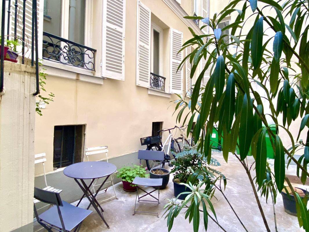 Appartement à PARIS-18E