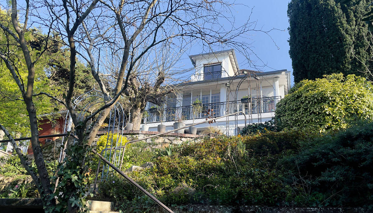 Maison à POMPONNE