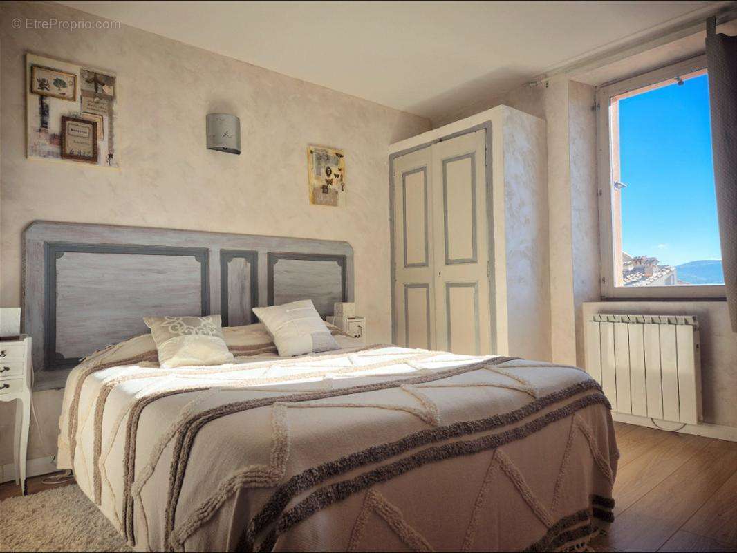 Maison à COURSEGOULES