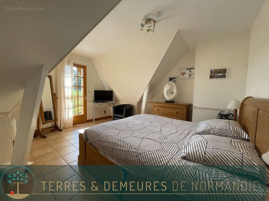 Maison à NEUFCHATEL-EN-BRAY