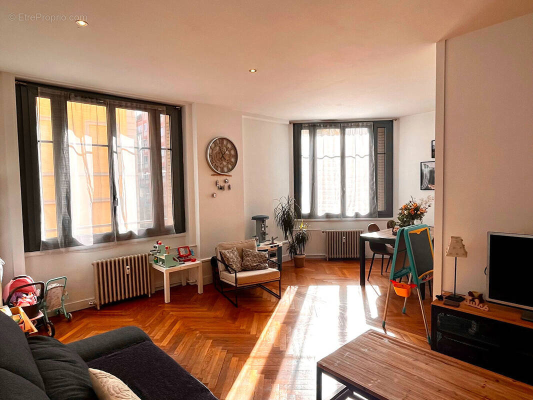 Appartement à LYON-6E