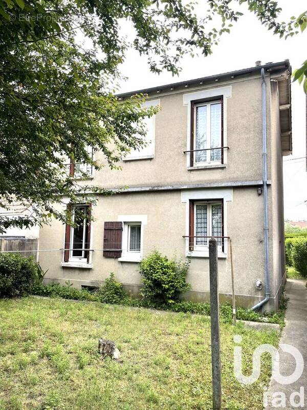 Photo 1 - Maison à VIGNEUX-SUR-SEINE