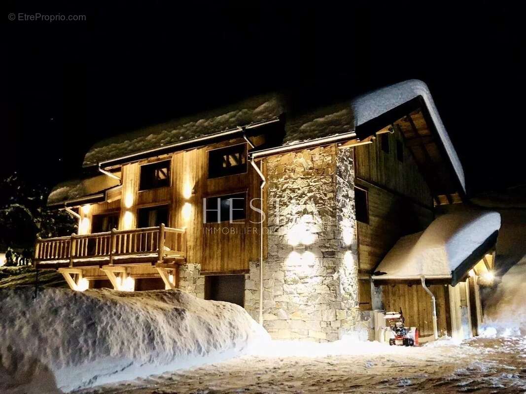 Maison à LE CHATEL