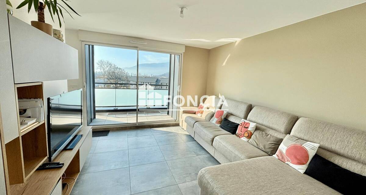 Appartement à GRESY-SUR-AIX
