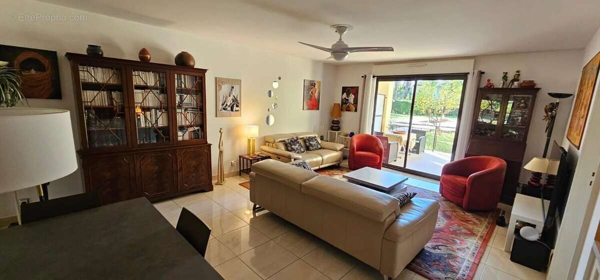 Appartement à HYERES