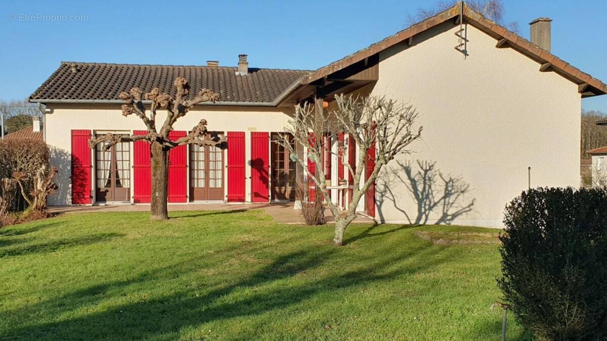 Maison à LA ROCHEFOUCAULD