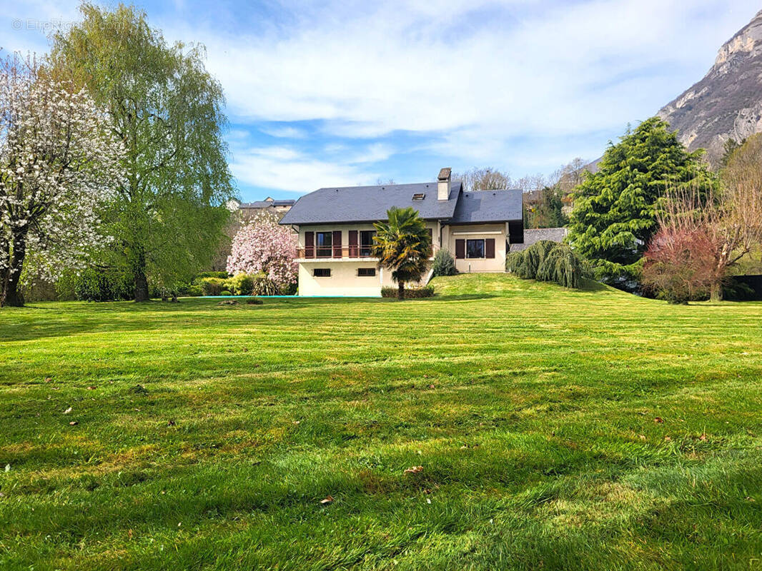 Maison à LES MARCHES