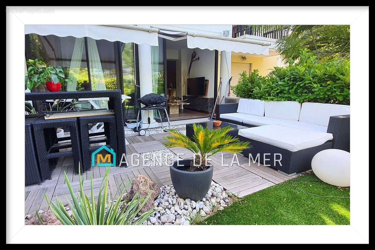 Appartement à MANDELIEU-LA-NAPOULE