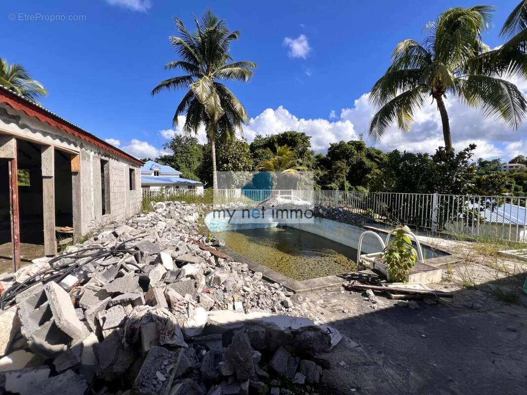 Maison à MORNE-A-L&#039;EAU