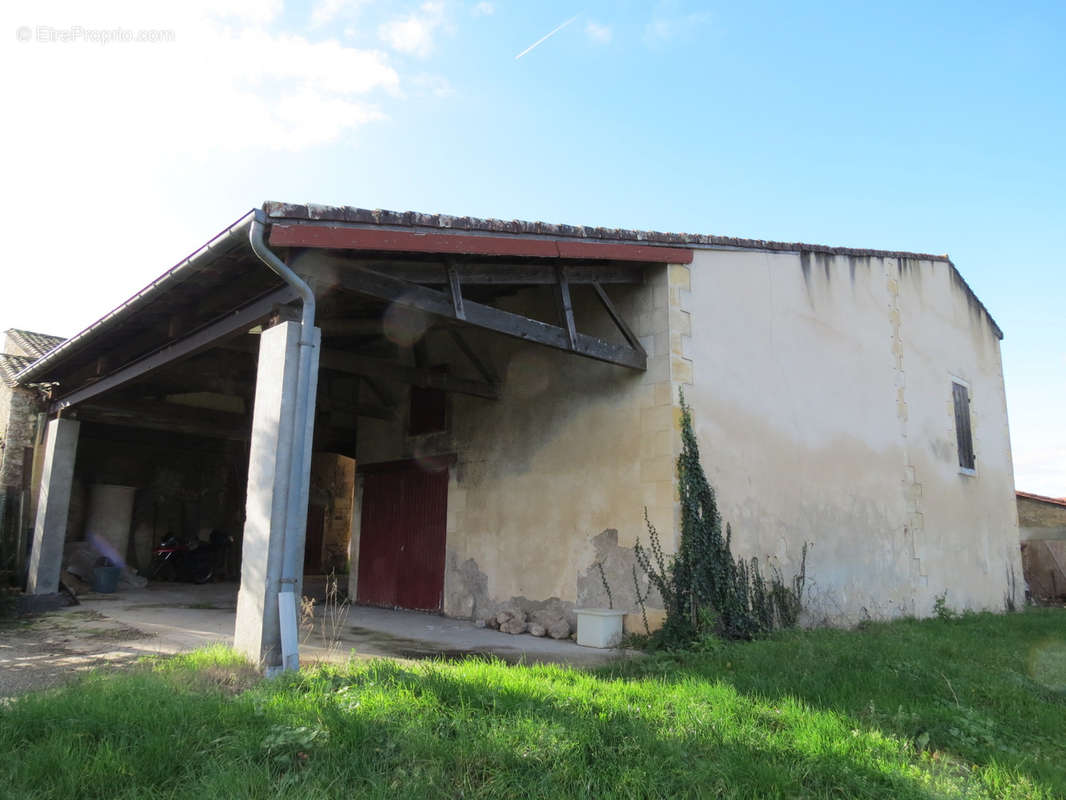 Maison à PORTETS